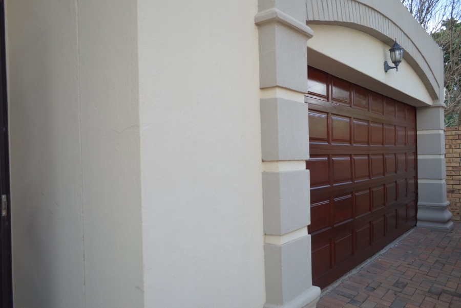 3 Bedroom Property for Sale in Flamwood North West